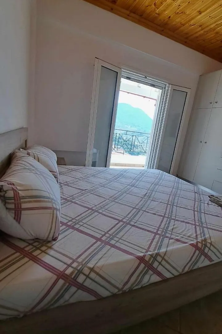 Villa Eleni Himare Apartment