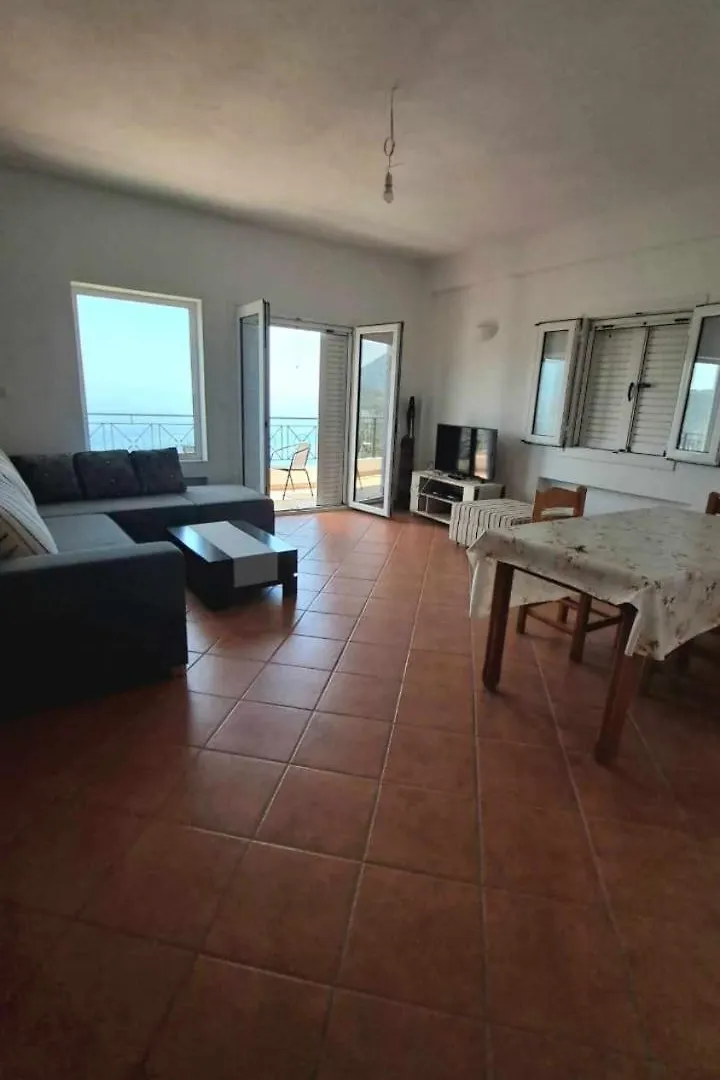 Villa Eleni Himare
